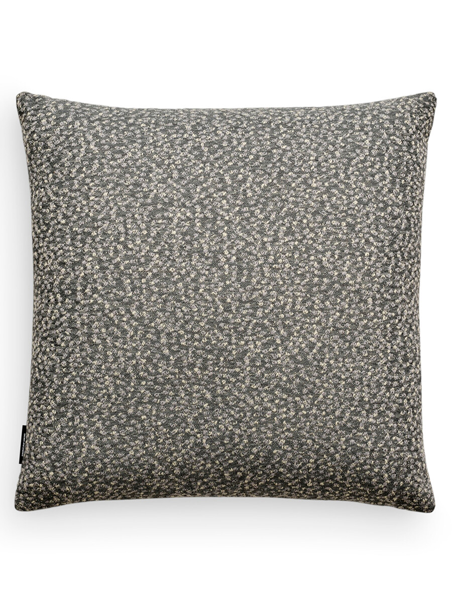 Ria Cushion, 60 x 60 cm fra Kvadrat (Light grey)