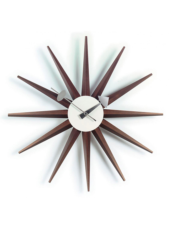 Sunburst Clock fra Vitra (valnød)