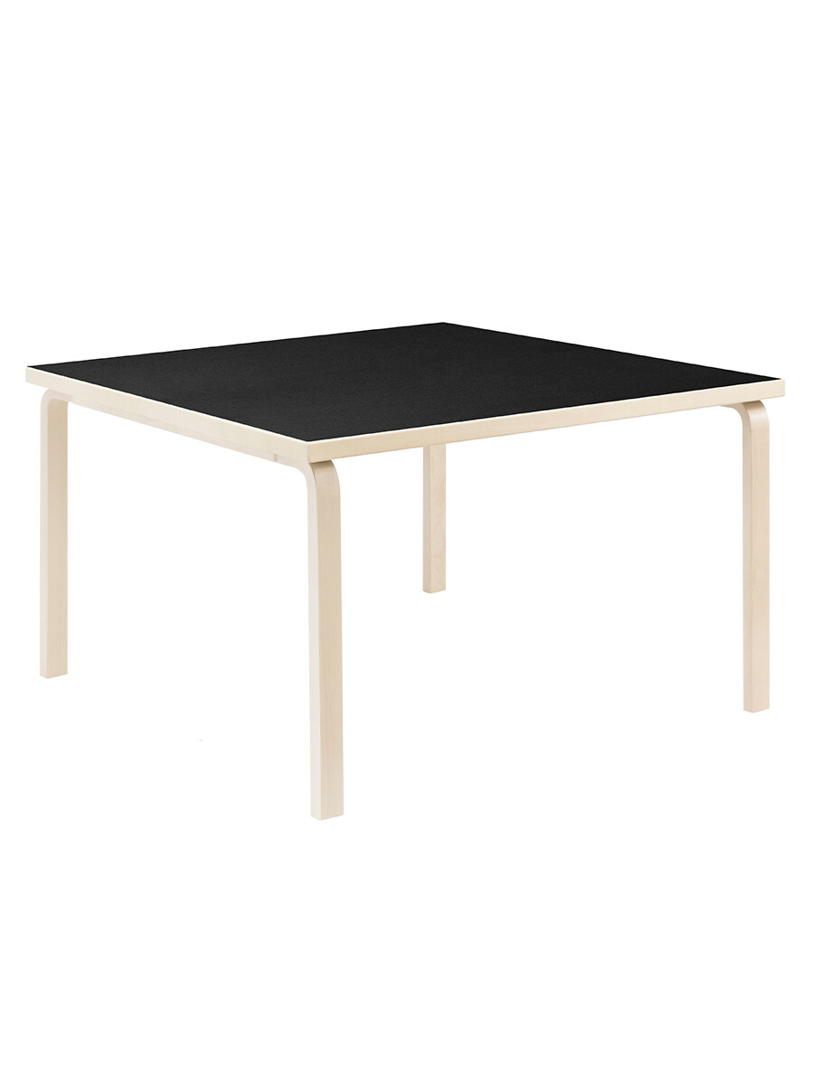 Aalto Table Square, 120x120 cm fra Artek (Sort Linoleum)