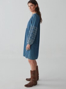 MAISON HOTEL KJOLE, EMMA SHORT BLUE