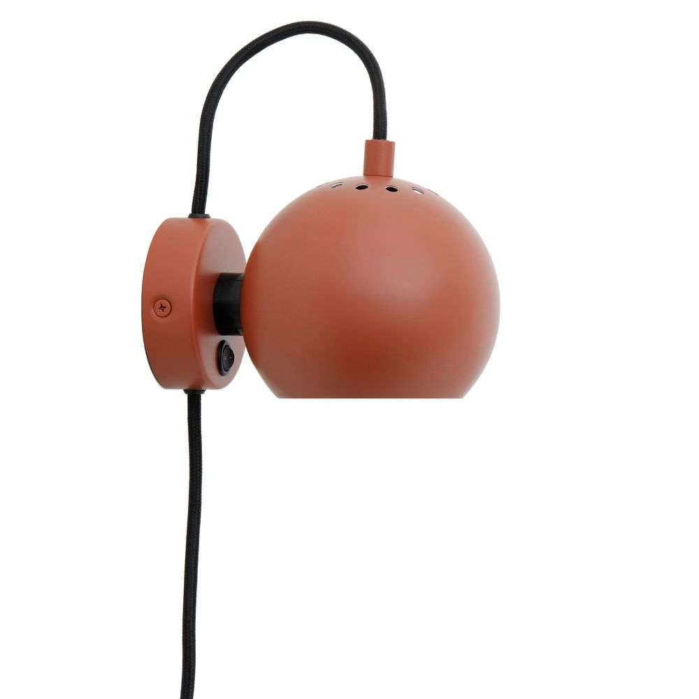 Frandsen – Ball Seinävalaisin Matt Terracotta Red Frandsen