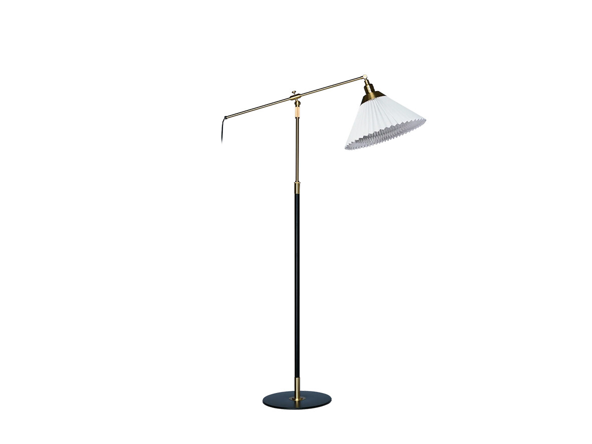 LE KLINT - 349 Staande Lamp met Papieren Scherm Zwart/Geelkoper