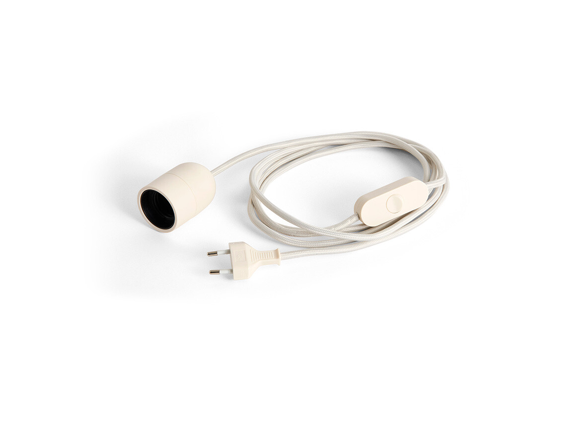 HAY – Common Pöytävalaisin Cord Set Clay White