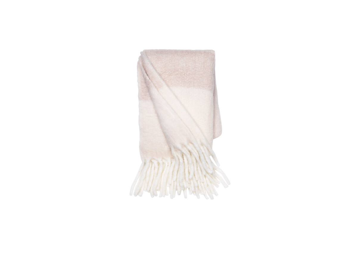 Cozy Living – Mathea Throw Striped Cloud Pink Cozy Living