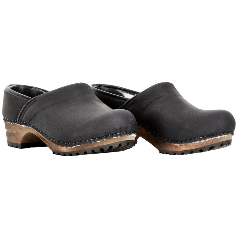 sanita simma clogs