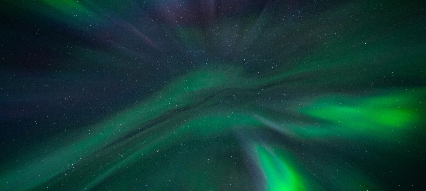 Nordlys på en stjerneklar himmel