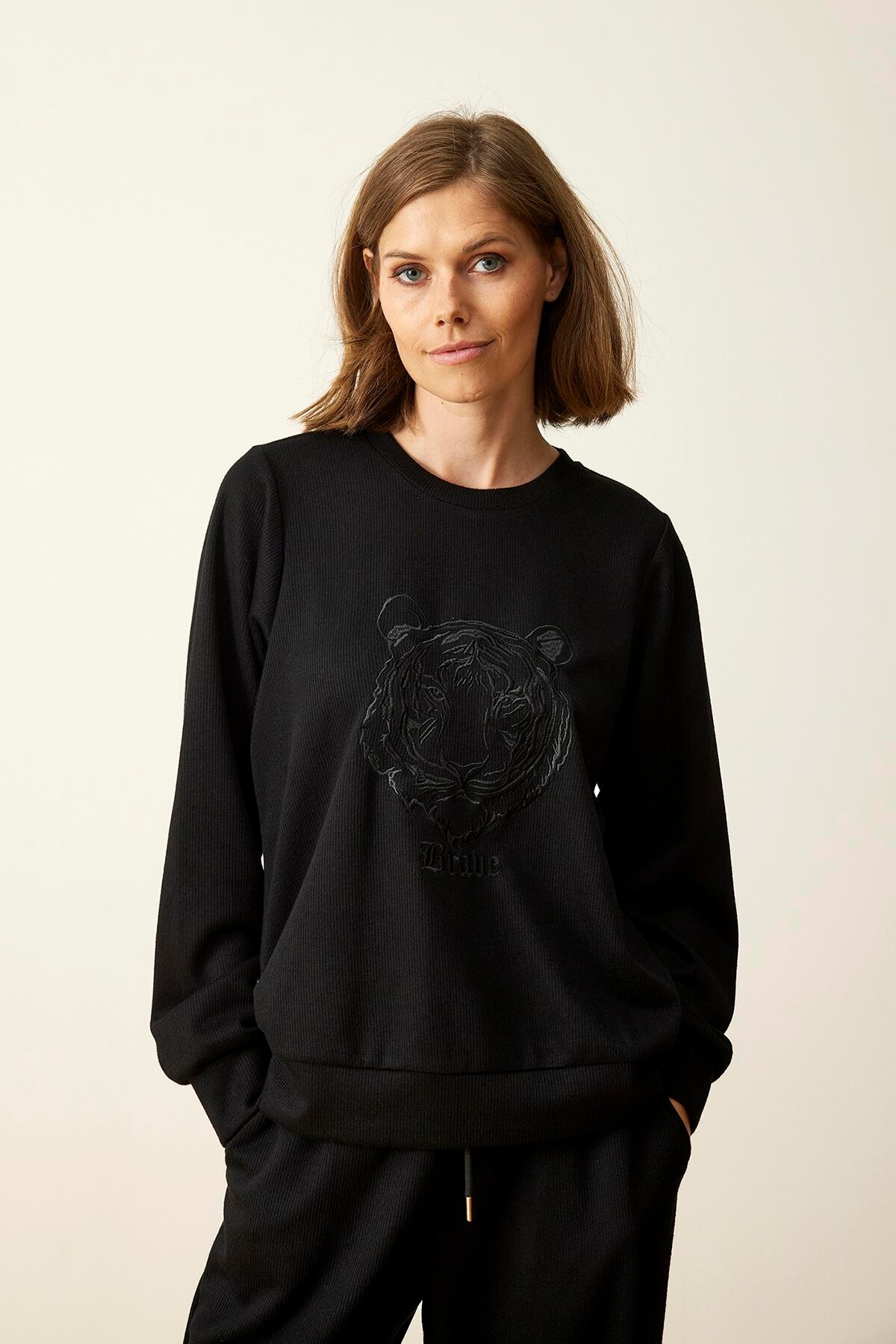 IN FRONT Hygge Sweatshirt, Farve: Black, Størrelse: S, Dame