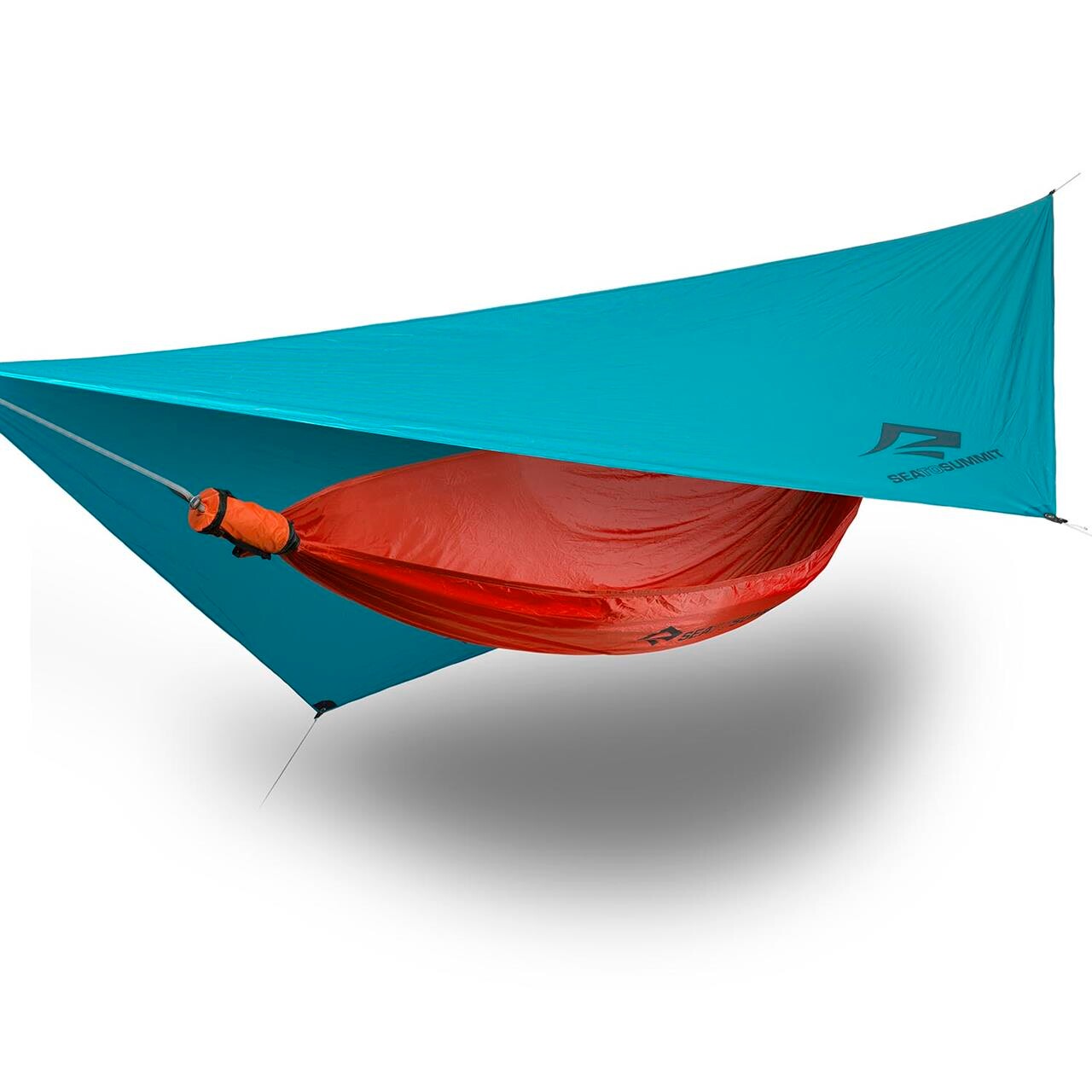 

Hammock Ultralight Tarp 15D er en ultraslet tarp til hammock, lavet af højkvalitets materiale. Dens 15D nylon-folie er stærk og robust, samtidig med at den er meget letvægten. Hammock Ultralight Tarp 15D er perfekt til hammock-brugere, der søger en solid og værdifuld løsning til deres behov.

Hovedegenskaber og fordele:
1. Lavet af højkvalitets 15D nylon-folie
2. Stærk og robust konstruktion
3. Mange farvevalg til valg, herunder Blå (BLUE)
4. Letvægtende design
5. Ideel til hammock-brugere
6. Solid og værdifuld løsning

